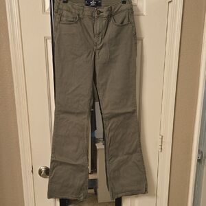 Hollister Olive Mid-Rise Boot Jeans Size 2R
